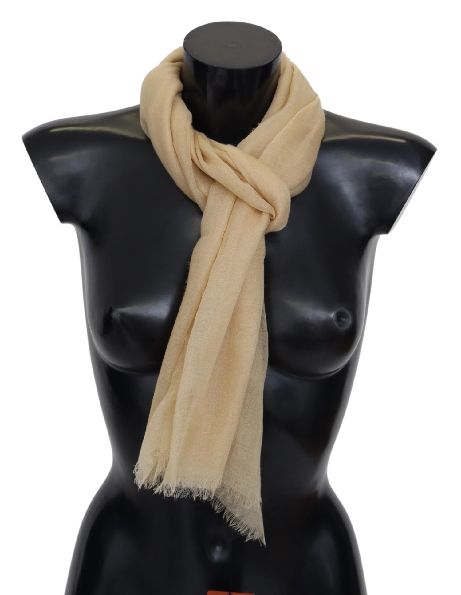 Accessories > Men > Scarves